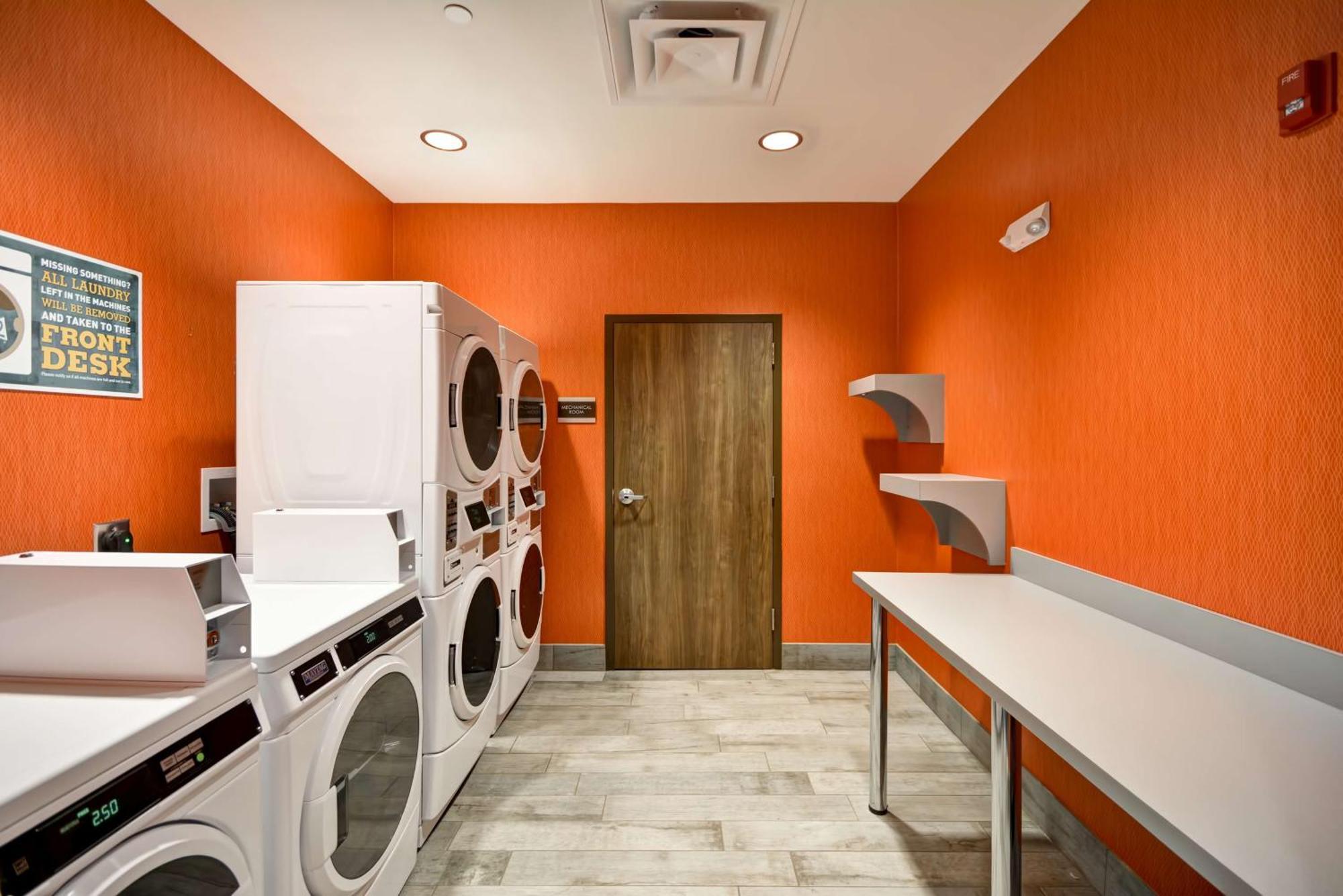 Home2 Suites By Hilton Пиджен Фордж Екстериор снимка