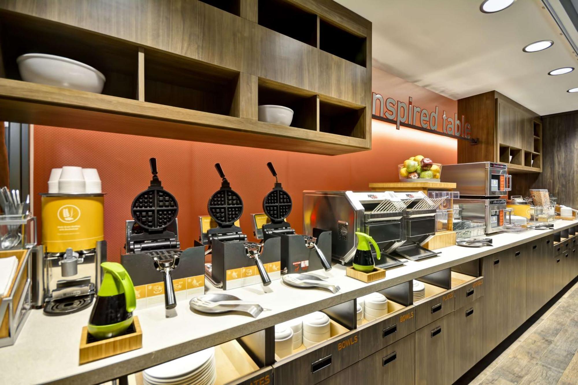 Home2 Suites By Hilton Пиджен Фордж Екстериор снимка
